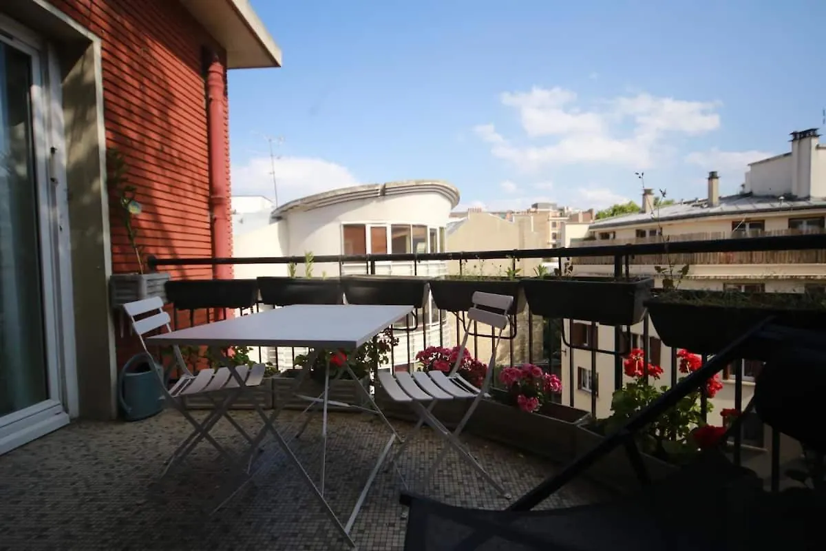 Superbe Chambre Avec Terrasse Dans Un Appartement Partage Dans Le Centre De Paris França